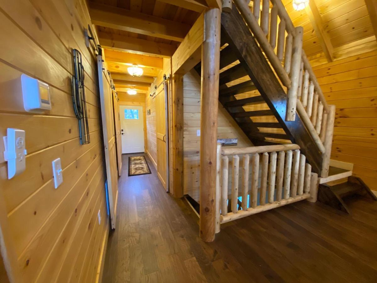 Pine Creek Cabins & Camping Resort South Bloomingville Eksteriør billede